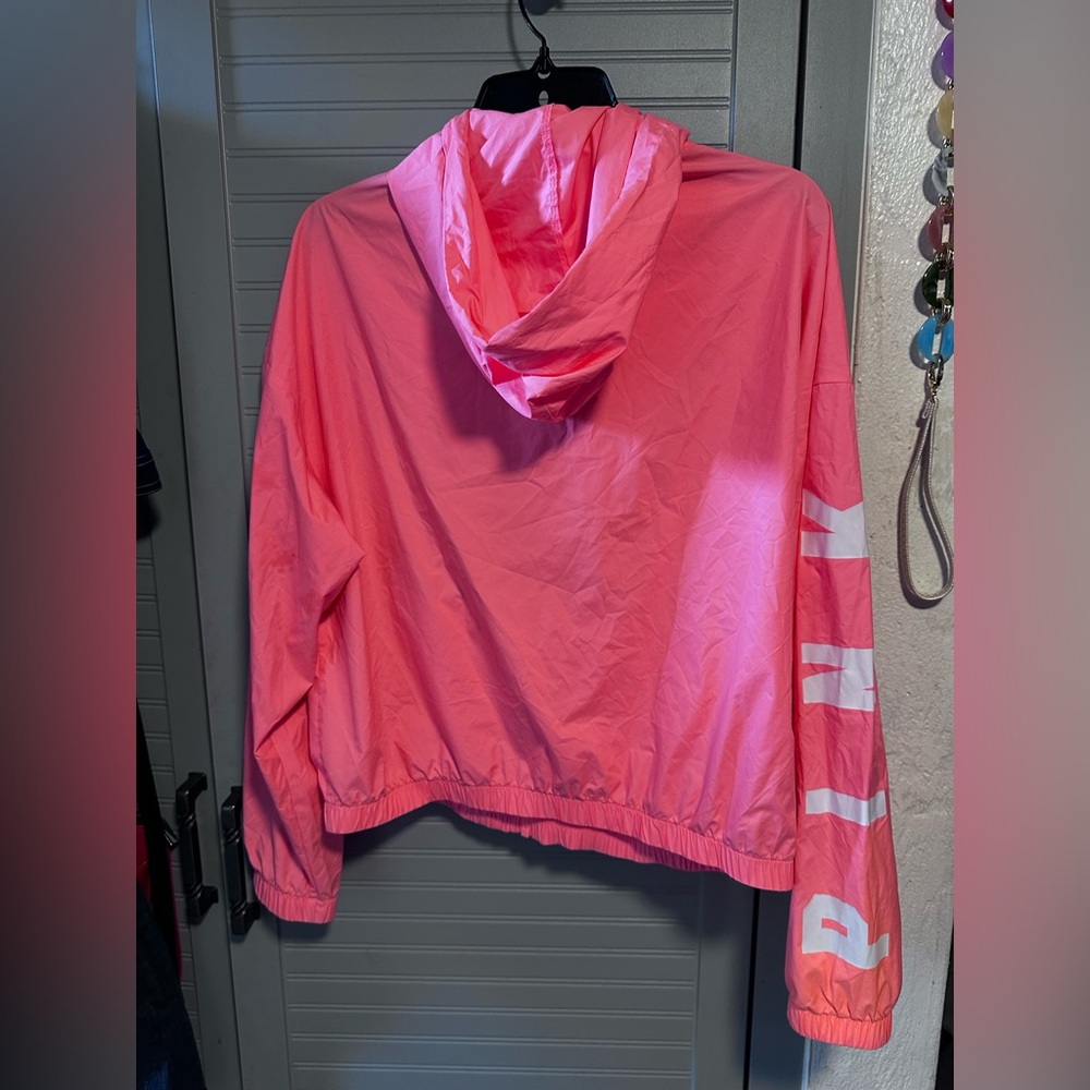 Victoria's Secret Pink Anorak / Windbreaker PINK & WHITE NWOT Sz.S MSRP: $98.00 - Picture 10 of 12
